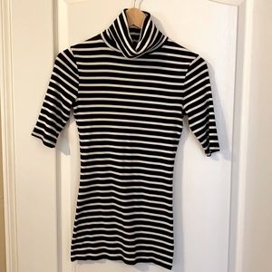 2 Black/White Merona Short Sleeve Turtle Neck